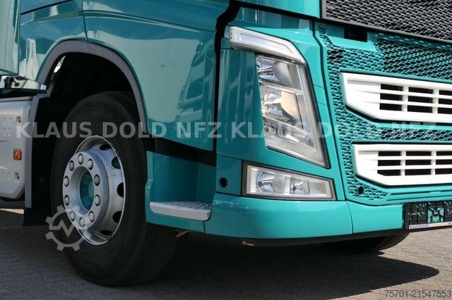 Standard tractor unit VOLVO FH 460 Globetrotter Kühlbox Euro 6