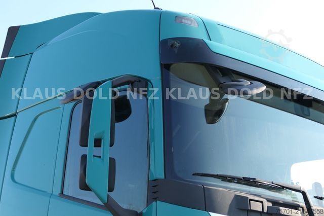 Standard tractor unit VOLVO FH 460 Globetrotter Kühlbox Euro 6