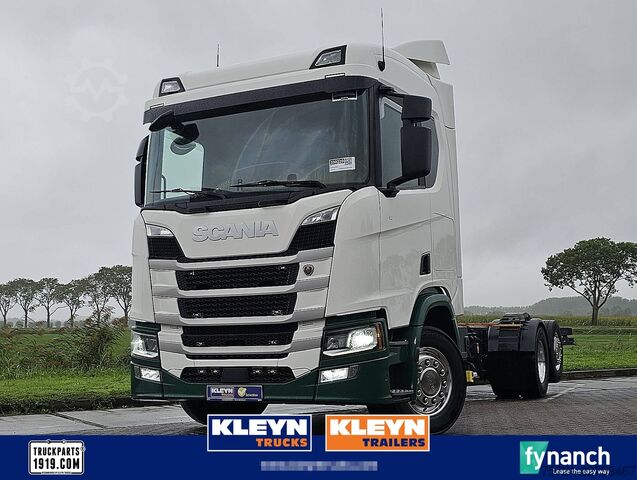 Chassis with cab SCANIA R500 6x2*4