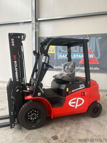 Electric 4-wheel forklift EP EFL253 P