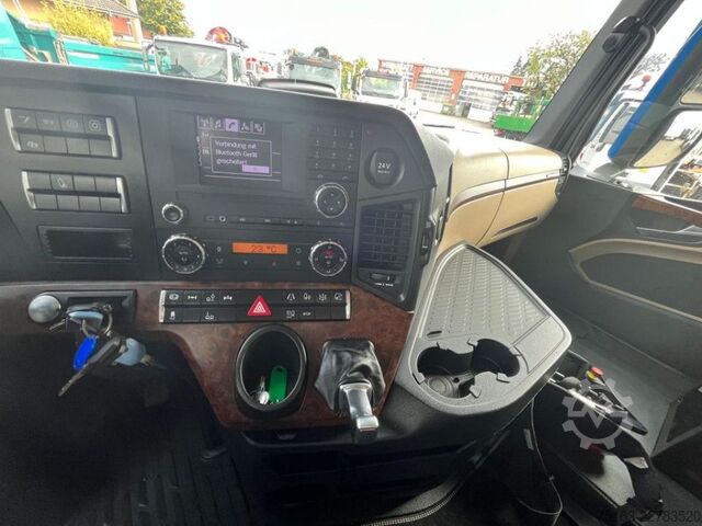 Truck mounted crane MERCEDES-BENZ Actros neu 2548 L 6x2 Pritsche Heckkran 34m/to,