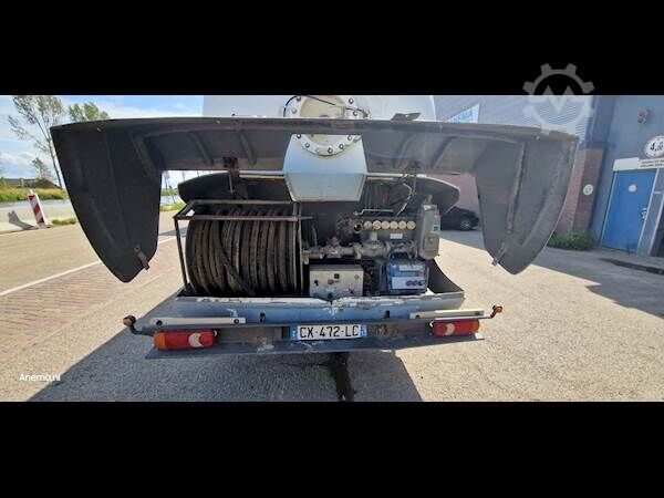 Tankwagen RENAULT MIDLUM 220 GAS / LPG