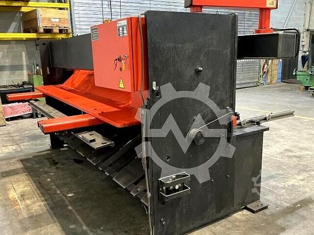 Blechscheren Amada GPN 630 Amada GPN 630
