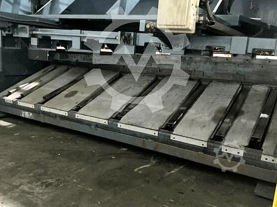 Blechscheren Durma VS 3010, 3080x10mm 2007 Durma VS 3010, 3080x10mm