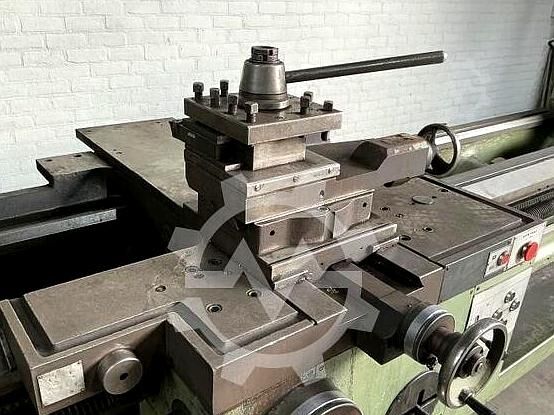 Horizontaldrehmaschinen TOS SUS-63 x 3000mm TOS SUS-63 x 3000mm
