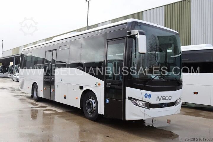 Intercitybus Iveco Crossway 10.8m Pop / Double middle door / Lift ...