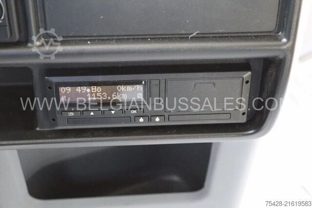 Intercitybus Iveco Crossway 10.8m Pop / Double middle door / Lift ...