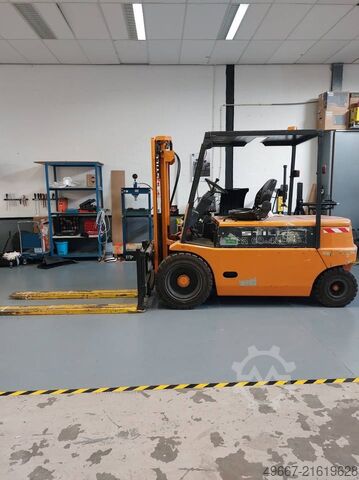 Gabelstapler Still RX 60-40