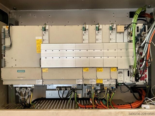 2005 Hedelius BC 100-2500 M CNC machining center Hedelius BC 100-2500 M