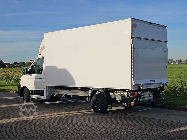 High-roof van VW CRAFTER 35 2.0 Bakwagen Laadklep!