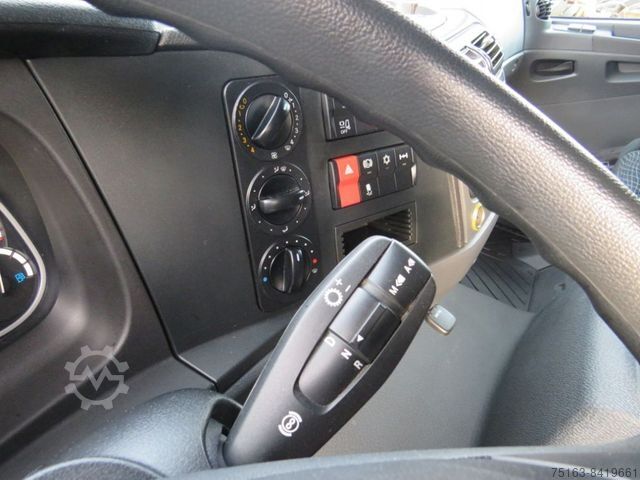 Curtain sider van MERCEDES-BENZ Atego 818 L Pritsche LBW LBW 1 to AHK+Luftans