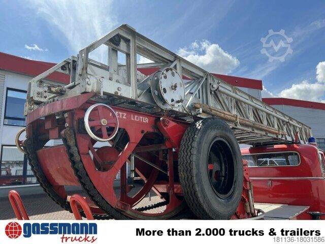 Feuerwehrfahrzeug Mercedes-Benz LF 311 3250/3500 - Oldtimer Feuerwehrfahrzeug