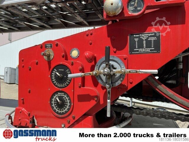 Feuerwehrfahrzeug Mercedes-Benz LF 311 3250/3500 - Oldtimer Feuerwehrfahrzeug