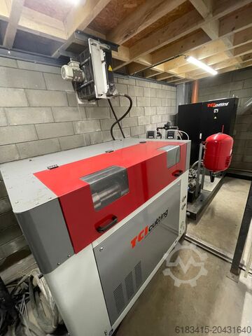Wasserstrahl Plasma Schneidanlage Combi TCI BP-C 4020 Combi