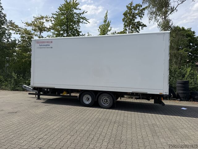 Box trailer Möslein TKO 105 D 7m weiß  Tandem- Koffer, Durchladbar, wenig benutzt