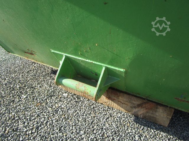 Skip truck  Absetz Deckelmulde Container 5qm