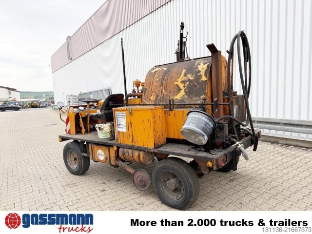 Sonstige  Universal 1200 S 4x2, Bitumen-/Teerspritze