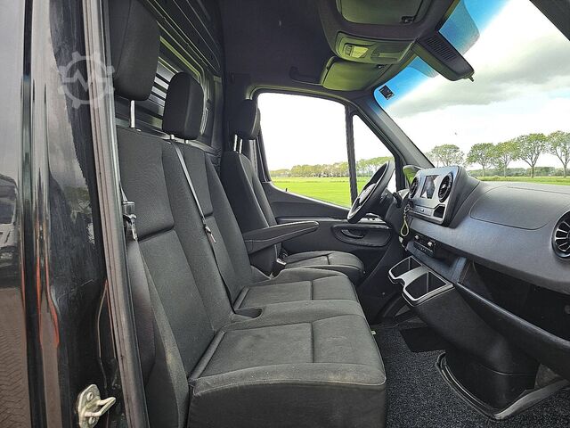 Hochdachkombi MERCEDES-BENZ SPRINTER 319 L3H2 V6 3.0Ltr Mbux Automaat 190PK...