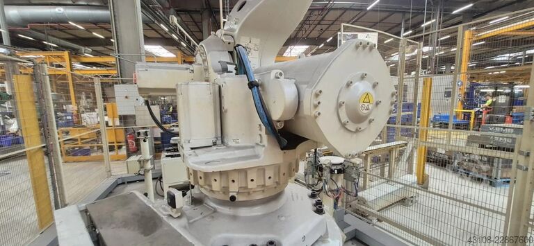 Industrial robot ABB IRB 7600