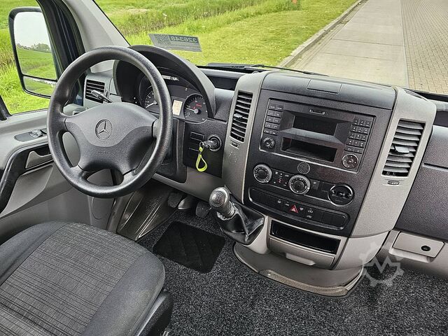 Personenbeförderung MERCEDES-BENZ SPRINTER 213 ac 9-pers EURO6