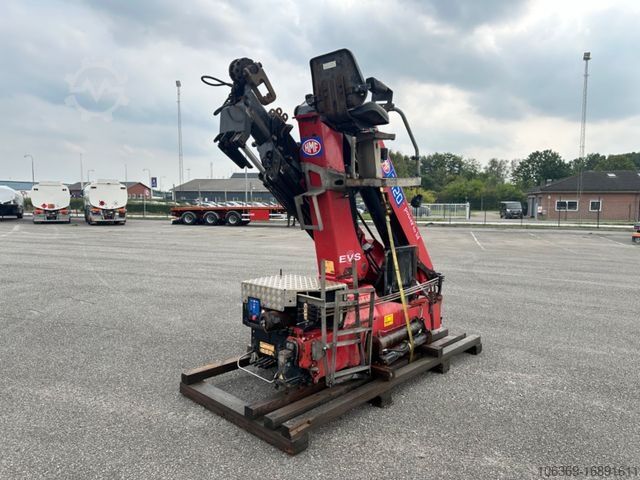 Truck mounted crane HMF 2120 K4 Radio Remote / Crane / Kran