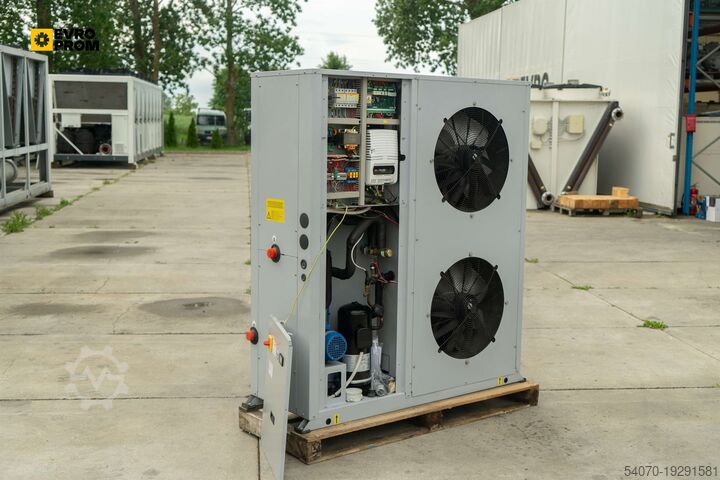 Kältemaschine/Wärmepumpe Used Aircooled chiller SYSTEMAIR SYSCROLL 20 AIR EVO HP 20 kW/20kW