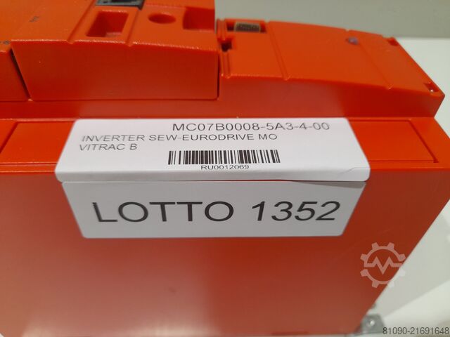 INVERTER SEW-EURODRIVE MOVITRAC B, 0,75 kW. SEW-EURODRIVE MC07B0008-5A3-4-00