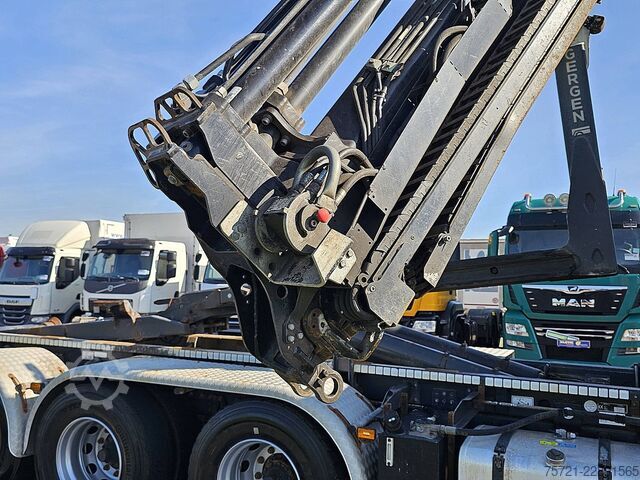 Hook arm system SCANIA P450 8X4*6 HIAB 188-E3