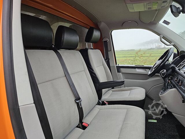 Suitcase VW TRANSPORTER 2.0 TDI ex-overheid 140 pk