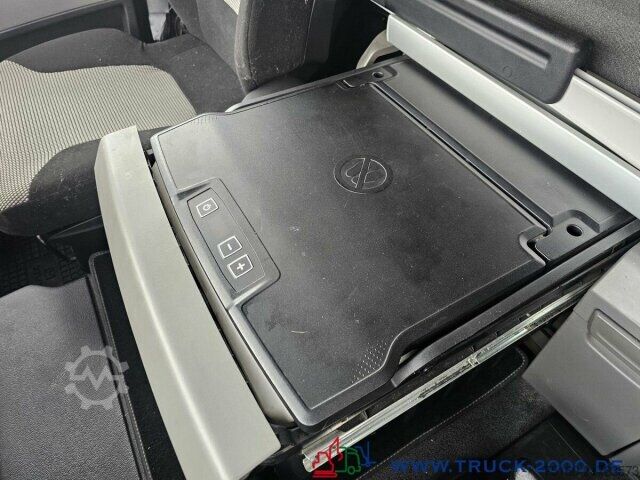 Standard tractor unit MAN TGS 18.460 4x4 (H) Kipphydr. + Bett Kühlschrank