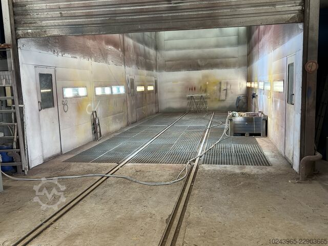 Strahl- und Lackierkabinen USF 3 cabines de grenaillage et de peinture
