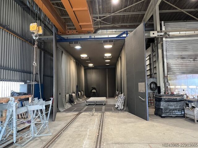 Strahl- und Lackierkabinen USF 3 cabines de grenaillage et de peinture