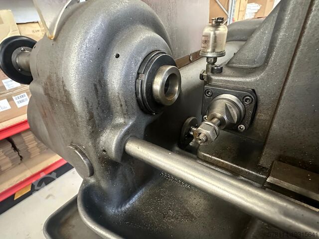 Gear hobbing machine Mikron Type 132-02