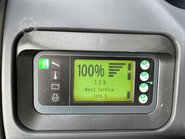 Stand-on stacker Linde D14SP