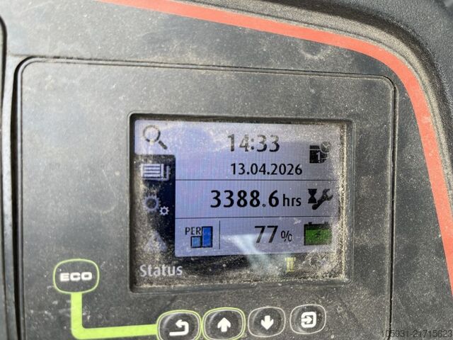 Stand-on stacker Linde D12SF