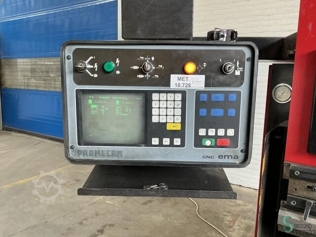 Press brakes  Amada ITPS 50t 2000mm 1990 Amada 