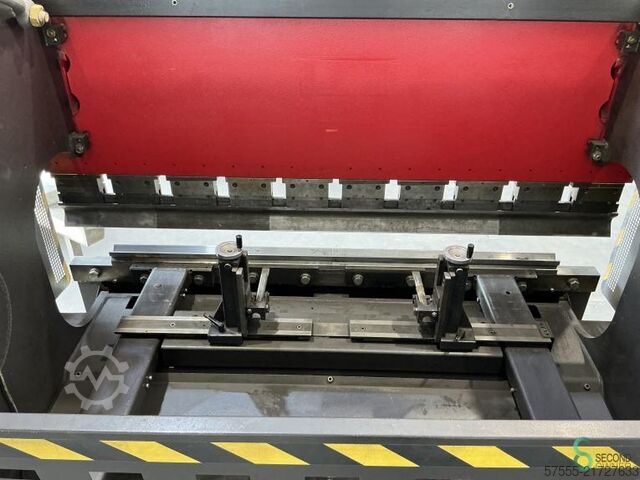Press brakes  Amada ITPS 50t 2000mm 1990 Amada 