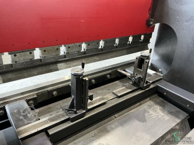Press brakes  Amada ITPS 50t 2000mm 1990 Amada 