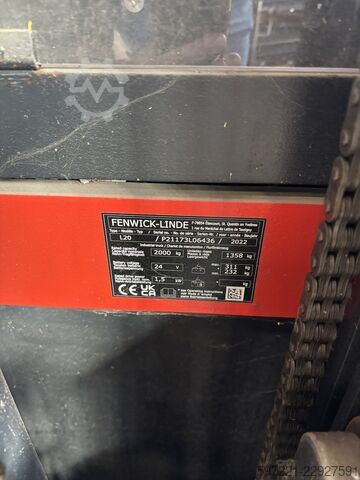 Pallet Stackers Linde L 20 1173 Triplex
