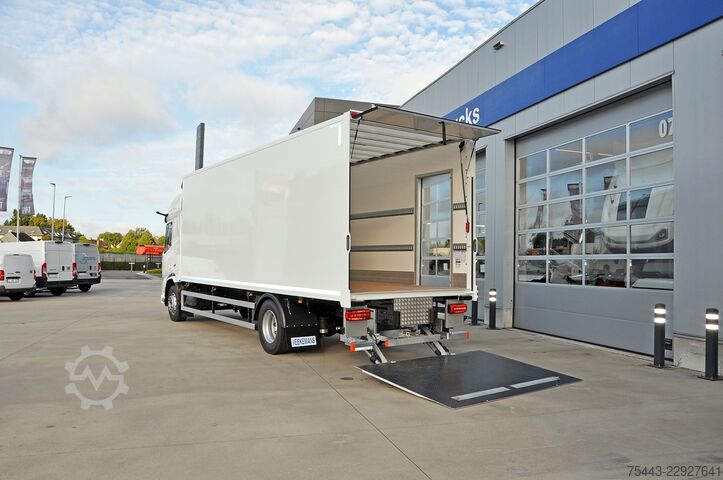 Suitcase DAF XD 310 FA 4x2 ST969 Sleeper High - 19T - Super ...