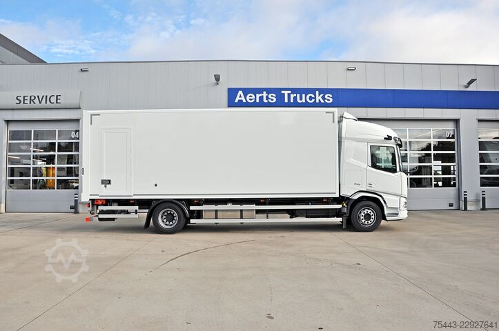 Suitcase DAF XD 310 FA 4x2 ST969 Sleeper High - 19T - Super ...