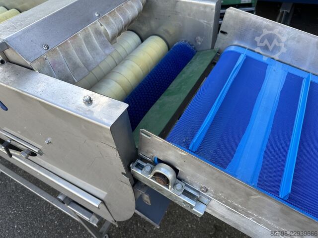 Burg AL-E 1.11 waterdumper / unloader with dryer for apples BURG AL-E-1.11-waterdumper-unloader