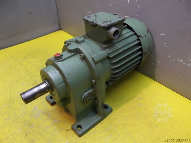 Gear motor 0.8 kW 400 rpm VEM Z2KR90,1/4/S