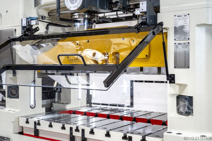 Automatic punching machine BRUDERER BSTA 125