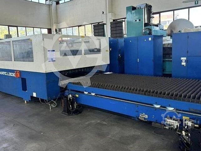 Laser cutting machine TRUMPF TruMatic L 3030