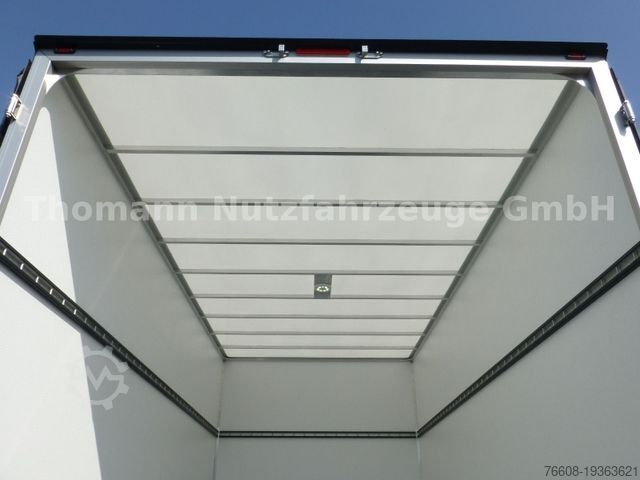 Transporter mit Koffer RENAULT NEW Master 2025 Koffer Türen Möbelkoffer