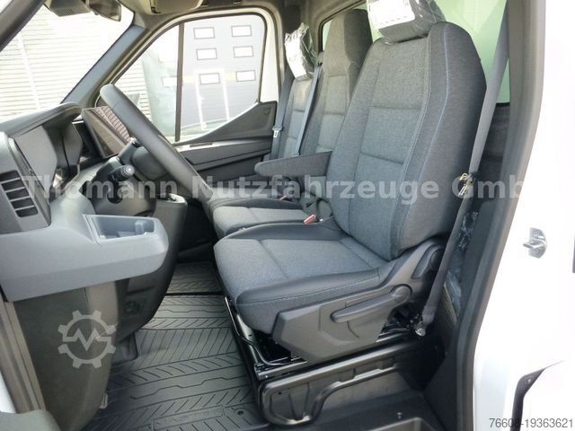 Transporter mit Koffer RENAULT NEW Master 2025 Koffer Türen Möbelkoffer