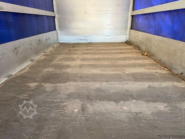 Curtain sider van MERCEDES-BENZ Sprinter 519 CDI Pritsche+Schiebeplane/Automatik