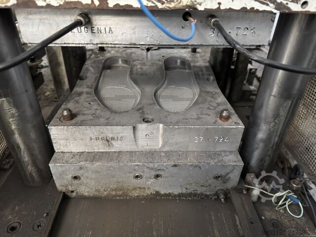 Machine for thermosetting plastic Main Group Vilor SP345/3