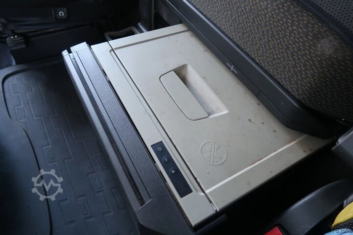 Standard-SZM Volvo FH 16.650 6X4/ RETARDER/ PTO/ 2X TANK/ PARK AIRCO